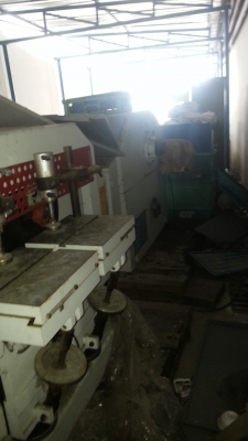 เครื่องจักรงานไม้มี 3 ตัวราคาตัวละ 30,000 บาท เครื่องจักรงานไม้มี 3 ตัวราคาตัวละ 30,000 บาท