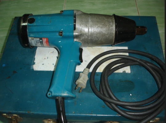 ขายบล๊อคไฟฟ้าMAKITA 6หุนรุ่น 6906 (ของเเท้)กล่องครบสภาพดีมากๆไม่เคยซ่อมเลยเดิมๆเเน่นอน (MADE IN JAPAN)