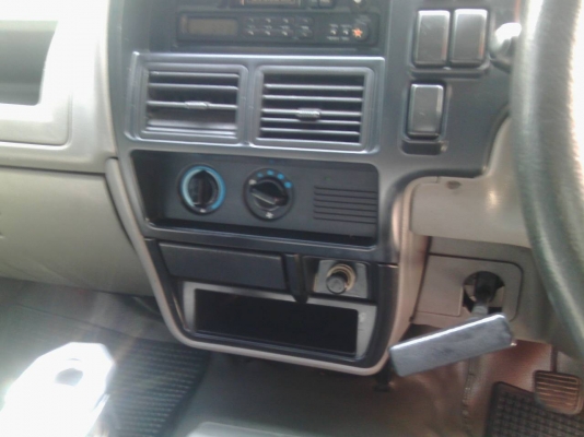 isuzu dragon eyeช่วงยาว2500turboปี2000