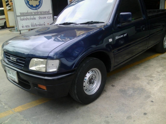 isuzu dragon eyeช่วงยาว2500turboปี2000