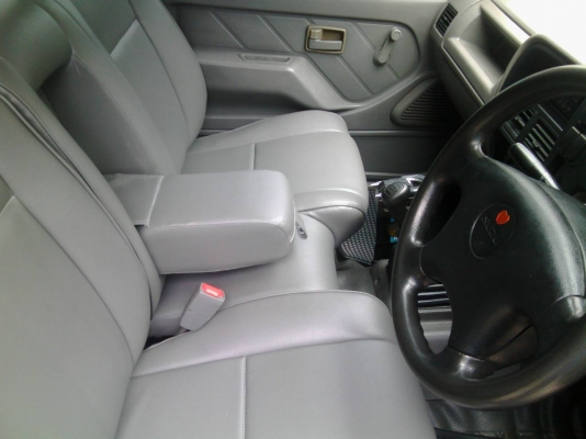 isuzu dragon eyeช่วงยาว2500turboปี2000