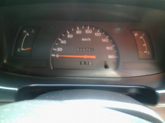 isuzu dragon eyeช่วงยาว2500turboปี2000