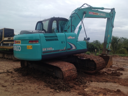 ขายรถแม็คโคร เอกสารใบแจ้งจำหน่าย รถออกปี 56 ชั่วโมงทำงาน 4088 ขายรถแม็คโคร เอกสารใบแจ้งจำหน่าย รถออกปี 56 ชั่วโมงทำงาน 4088