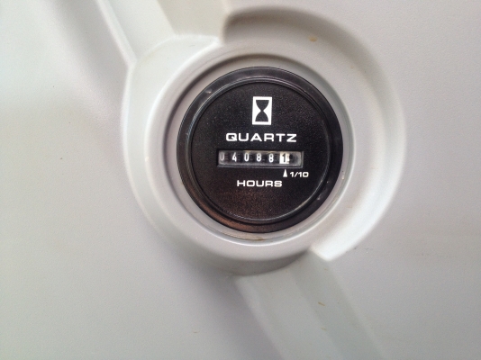 ขายรถแม็คโคร เอกสารใบแจ้งจำหน่าย รถออกปี 56 ชั่วโมงทำงาน 4088 ขายรถแม็คโคร เอกสารใบแจ้งจำหน่าย รถออกปี 56 ชั่วโมงทำงาน 4088