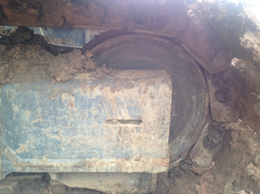 ขายรถแม็คโคร เอกสารใบแจ้งจำหน่าย รถออกปี 56 ชั่วโมงทำงาน 4088 ขายรถแม็คโคร เอกสารใบแจ้งจำหน่าย รถออกปี 56 ชั่วโมงทำงาน 4088