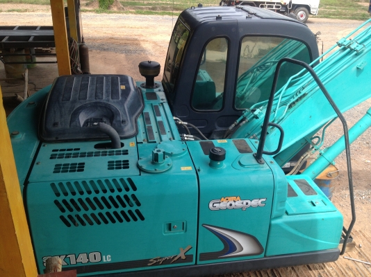 ขายรถแม็คโคร เอกสารใบแจ้งจำหน่าย รถออกปี 56 ชั่วโมงทำงาน 4088 ขายรถแม็คโคร เอกสารใบแจ้งจำหน่าย รถออกปี 56 ชั่วโมงทำงาน 4088