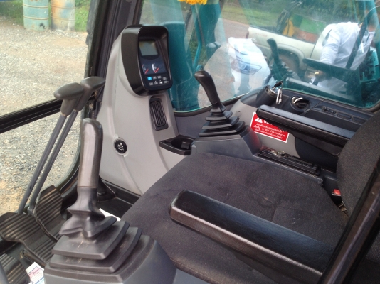 ขายรถแม็คโคร เอกสารใบแจ้งจำหน่าย รถออกปี 56 ชั่วโมงทำงาน 4088 ขายรถแม็คโคร เอกสารใบแจ้งจำหน่าย รถออกปี 56 ชั่วโมงทำงาน 4088