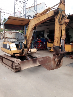 ขายรถแบ๊คโฮ PC-20 รุ่น 5