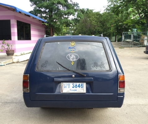 รถนั่ง7ที่ สวยๆพร้อมใช้งาน