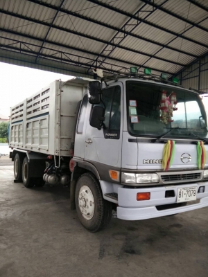 ขาย10ล้อ2เพลาKT725ดั้มเครื่องเดิมเกียสายสโลทิฟี่ดีแอวใช้ลมยิงราคา680000