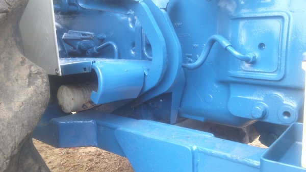 ขายรถไถFORD รุ่น6610ท่อไอดีโตมีทะเบียน   0810076640