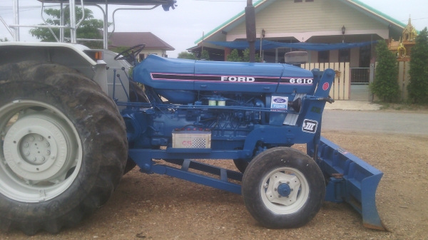 ขายรถไถFORD รุ่น6610ท่อไอดีโตมีทะเบียน   0810076640