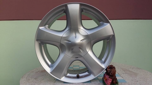 ขายล้อแม็กป้ายแดง dmax 17"  สนใจติดต่อเล็กคลองสามครับ 081-3747940