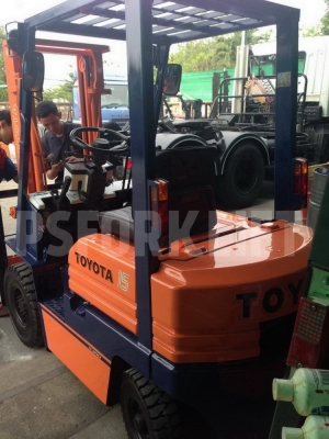 ขายฟอร์คลิฟท์ โตโยต้า 5FG15 เสาสูง 3 ม. จากประเทศญี่ปุ่น