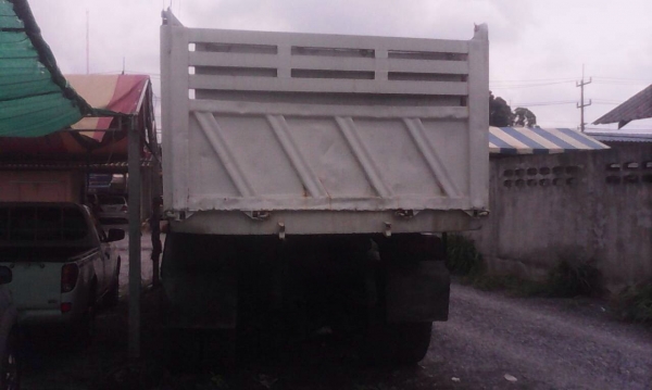 รถอีซูซุ 10 ล้อดั้ม FXZ 360 แรงม้า. ปี 54  ( รถวิ่ง 15x,xxx กว่า กม. )        สนใจติดต่อ  081 - 6079515