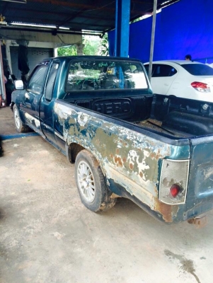 ขายครับไมตี้. ปี40 พาเวอร. แอร์. เครื่องดี. คัสชีงาม100\%. จากโรงงานแบบไหนแบบนั้น. หน้าตาเดิม. คานหน้ามีเลข.  จะทำสี. แต่เงินบ่มี เลยขาย เอกสารพร้อมโอน ราคา75000 ต่อรอง สนใจ0930693225 สารคาม