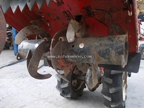 รถพรวนดินเดินตาม ยี่ห้อ : YANMAR  เครื่องเบนซิน4จังหวะมีชุดพรวนดิน กว้าง 55 cm. สามารถหมุนรอบทิศได้   หรือเพิ่มเติมไดที่ www.nihonmono.com