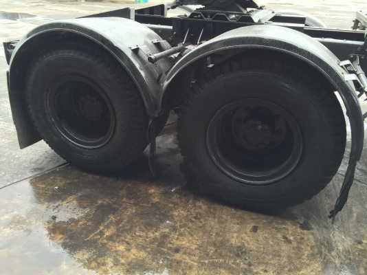 หัวลาก นิสสัน 320 แรง สภาพดีพร้อมใช้งาน