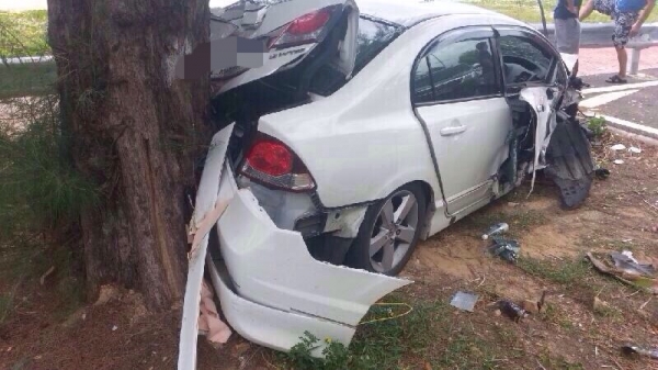 ซากซีวิคเครื่อง1800ทะเบียนเเจ้งจอดเเยกอะไหลขายทุกอย่างมีหลายทั้งเก๋งเเละกระบะรับซื้อรถอุบัตเหตุทุกสภาพ ซากซีวิคเครื่อง1800ทะเบียนเเจ้งจอดเเยกอะไหลขายทุกอย่างมีหลายทั้งเก๋งเเละกระบะรับซื้อรถอุบัตเหตุทุกสภาพ