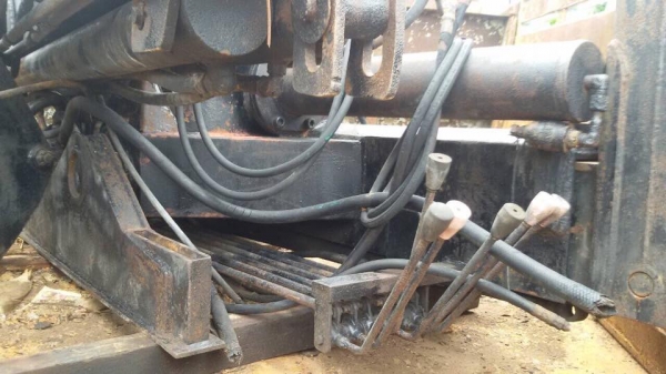 เครนพับ 5 ตัน HIAB มีหัวขยุ้มให้เรียบร้อย ของสวยมาก เพิ่งยกลง พร้อมใช้