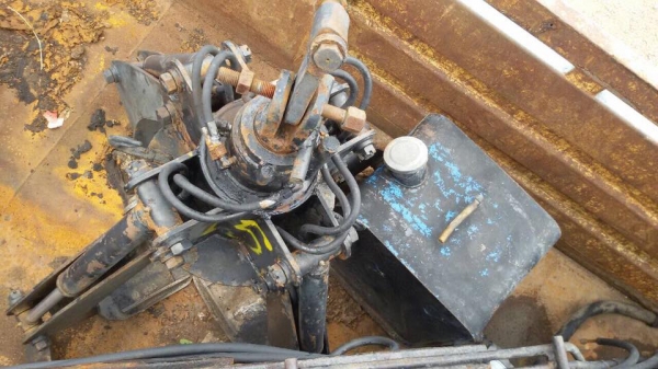 เครนพับ 5 ตัน HIAB มีหัวขยุ้มให้เรียบร้อย ของสวยมาก เพิ่งยกลง พร้อมใช้