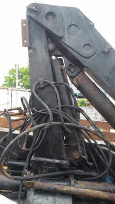 เครนพับ 5 ตัน HIAB มีหัวขยุ้มให้เรียบร้อย ของสวยมาก เพิ่งยกลง พร้อมใช้