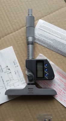 เกจวัดความลึก ดิจิตอล Mitutoyo : 329-250-10 เกจวัดความลึก ดิจิตอล Mitutoyo : 329-250-10