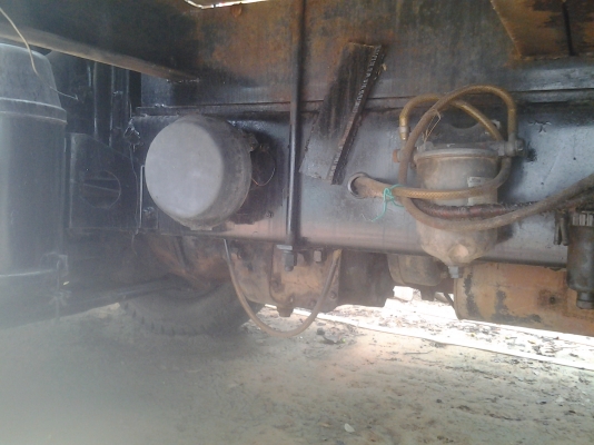 ขายตามสภาพรถเทเลอร์10ล้อเพลาเดียวHINO. F17. เครื่องEH700ไว้ขนแม็คโค ขายตามสภาพรถเทเลอร์10ล้อเพลาเดียวHINO. F17. เครื่องEH700ไว้ขนแม็คโค