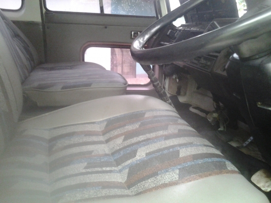 ขายตามสภาพรถเทเลอร์10ล้อเพลาเดียวHINO. F17. เครื่องEH700ไว้ขนแม็คโค ขายตามสภาพรถเทเลอร์10ล้อเพลาเดียวHINO. F17. เครื่องEH700ไว้ขนแม็คโค