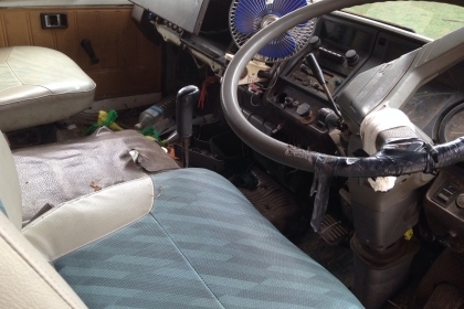 ขาย 10 ล้อดั้ม Hino KT925 เพลาเดียว วางหัว F18