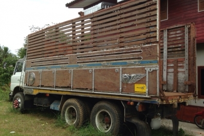 ขาย 10 ล้อดั้ม Hino KT925 เพลาเดียว วางหัว F18