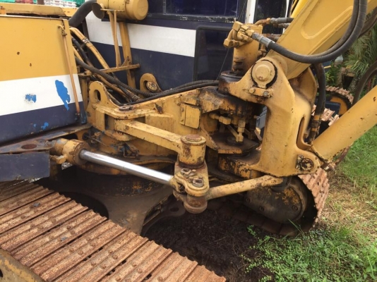 รถขุด PC60-3 มีหัวกระแทก มีบุ้งกี มีเอกสารอินวอยล์