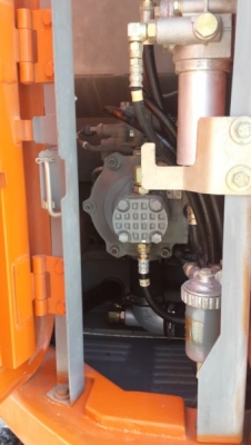 รถแบคโฮเก่าญี่ปุ่น hitachi zx135us สนใจโทรสอบถาม 092-3309229 อี๊ด