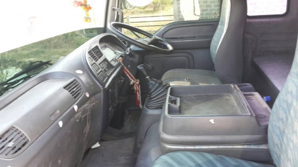 ขาย isuzu ftr forward 900000บาท พร้อมตู้ ขาย isuzu ftr forward 900000บาท พร้อมตู้