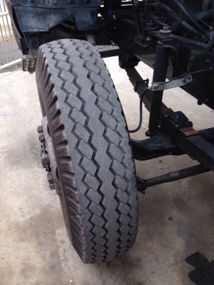 ต้องการขายรถ10 ล้อ mitsubishi fuso ติดเครนยาว 7 เมตร เครน 3 ตัน รถสภาพ90\% เอกสารพร้อมโอน