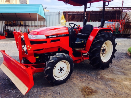 รถไถยันมาร์EF494T