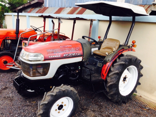 รถไถยันมาร์EF494T