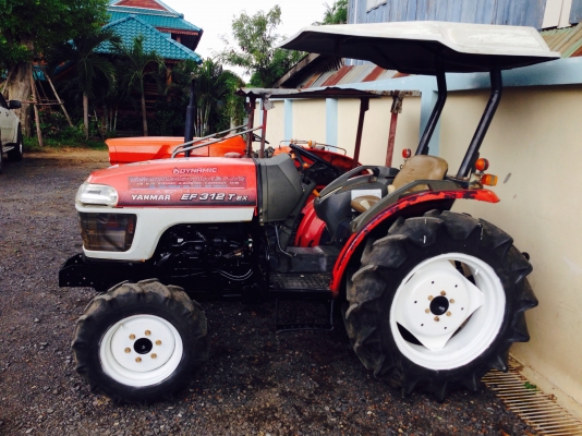 รถไถยันมาร์EF494T