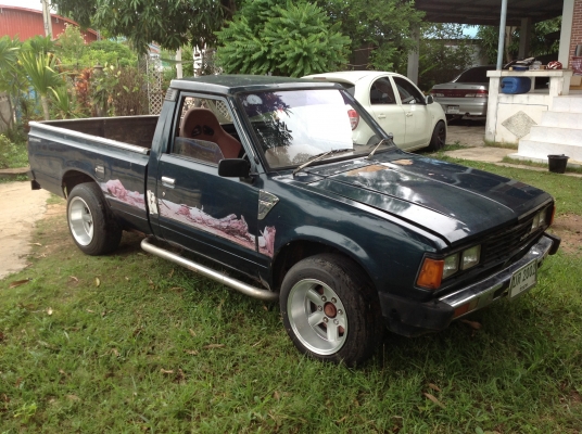 ขายDatsun720ช่วงสั้น