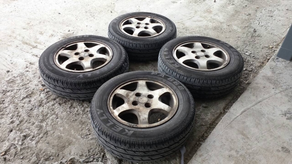 ล้อขอบ 14 4 รู 100 พร้อมยางชุดล่ะ 2,000