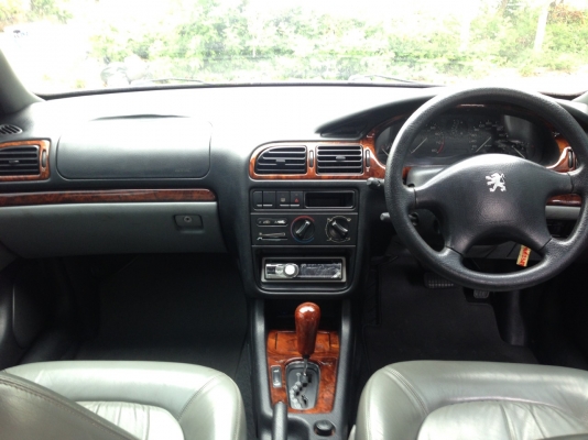 ขายรถ PEUGEOT 406 2.0 สีดำ เกียร์ออโต้ ติดแก๊ส LPG ปี 1998