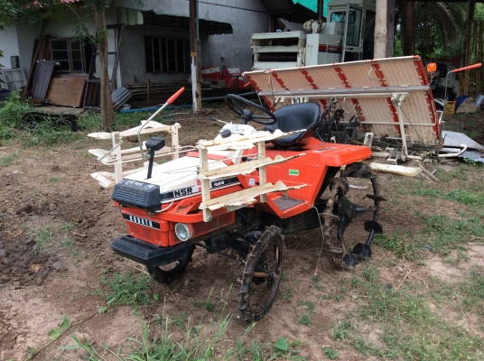 ขายรถดำนาคูโบต้า5แถวพร้อมใจช่งาน ขายรถดำนาคูโบต้า5แถวพร้อมใจช่งาน