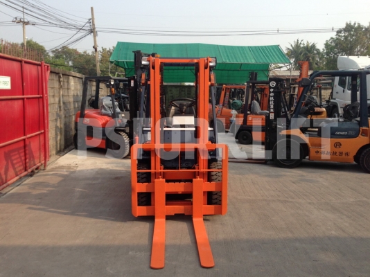 ขายฟอร์คลิฟท์ โตโยต้า 5FG25 เสาสูง 3 ม. จากประเทศญี่ปุ่น