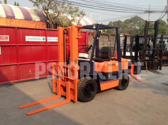 ขายฟอร์คลิฟท์ โตโยต้า 5FG25 เสาสูง 3 ม. จากประเทศญี่ปุ่น