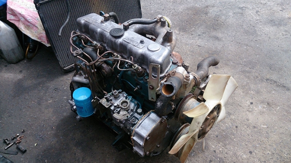 ขายเครื่องยนต์ดีเซลนิสสัน SD23 พร้อมใช้