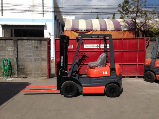 ขายฟอร์คลิฟท์ โตโยต้า 6FD14 เสาสูง 3 ม. จากประเทศญี่ปุ่น