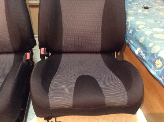 เบาะ ซูบารุ Gda รุ่นพิเศษ สภาพเหมือนใหม่ 1 คู่ เบาะ ซูบารุ Gda รุ่นพิเศษ สภาพเหมือนใหม่ 1 คู่