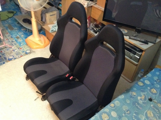 เบาะ ซูบารุ Gda รุ่นพิเศษ สภาพเหมือนใหม่ 1 คู่
