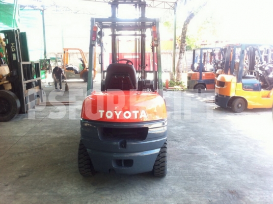 ขายฟอร์คลิฟท์ โตโยต้า 6FD30 เสาสูง 4 ม. จากประเทศญี่ปุ่น ขายฟอร์คลิฟท์ โตโยต้า 6FD30 เสาสูง 4 ม. จากประเทศญี่ปุ่น