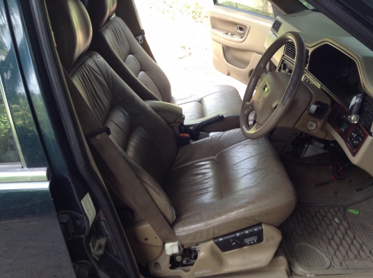 เบาะ volvo S90 960 หนังแท้ปรับไฟฟ้าสีเบจคู่ละ 4500 บาท
